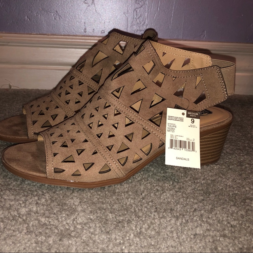 Route 66 Mitzi Heel | new with tags | size 9